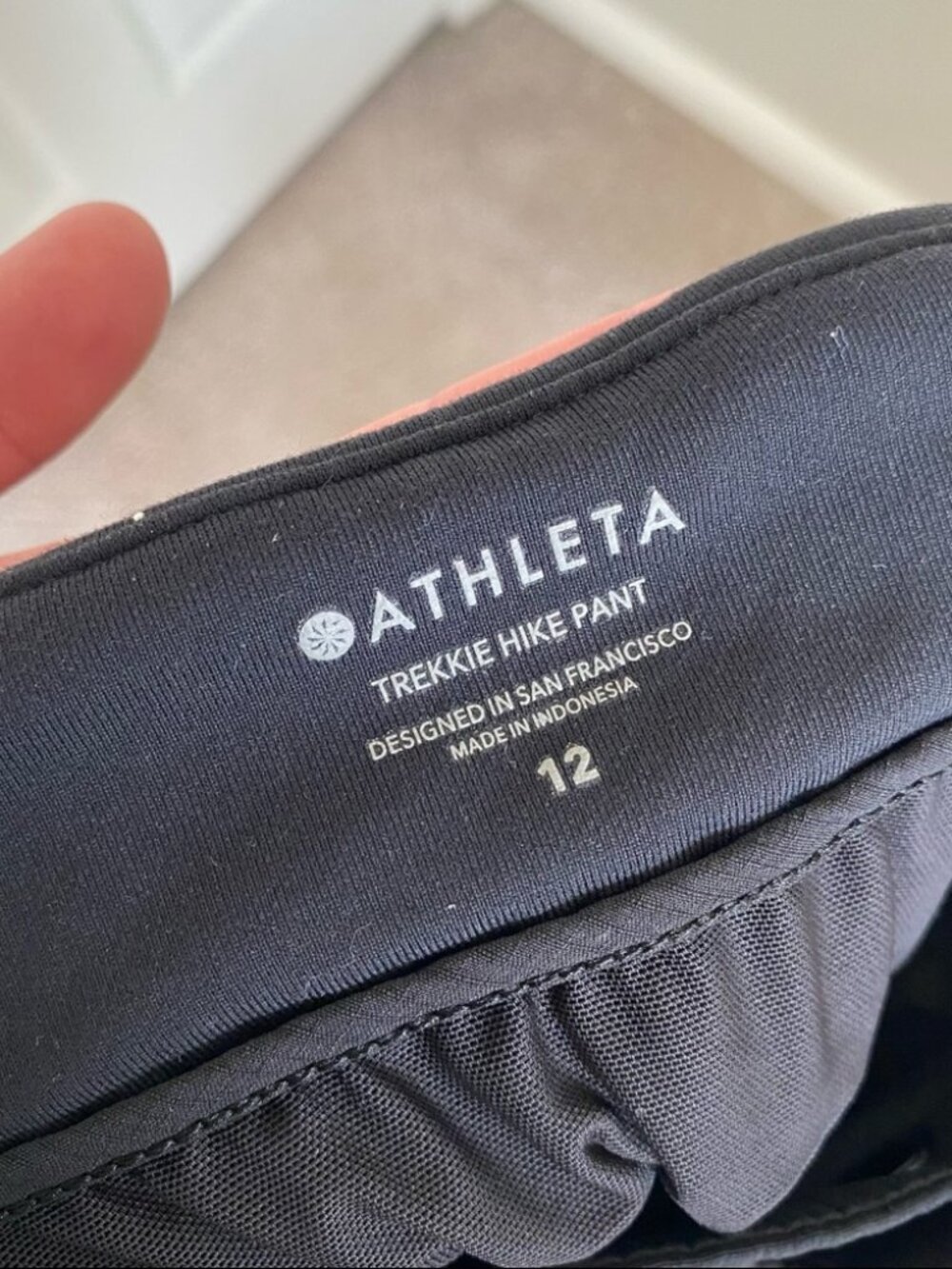 Athleta Black Trekkie Hike Athletic Pant, size 12 - Picture 2 of 9